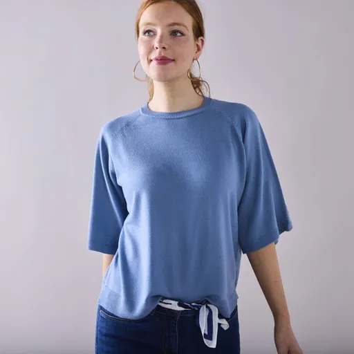 Pulover lejer cu mâneci lungi până la cot