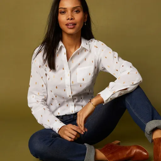 Cămașă cu mâneci suflecate și imprimeu auriu