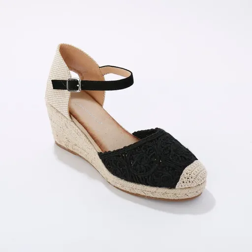 Sandale macrameu cu toc