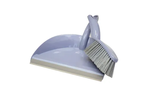 Mătură și lopată de praf