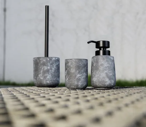 Perie pentru toaleta cu suport Sacile, Wenko, 11.5x38 cm, ceramica/inox, gri/negru