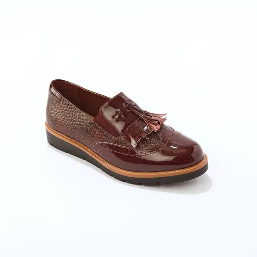 Pantofi joși cu ciucuri, pe talpă pană