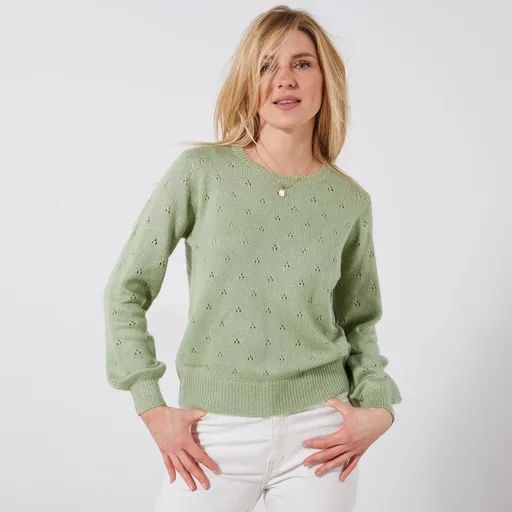 Pulover cu gât rotund și un model de dantelă