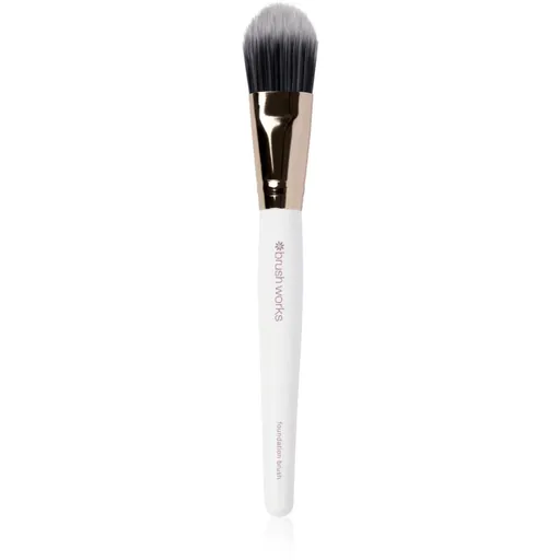 Brushworks Foundation Brush pensula plata pentru machiaj 1 buc