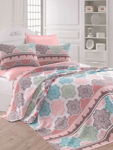 Set cuvertura pique dubla 3 piese, L'essentiel Maison, Andalucia, Bumbac, Alb / Turcoaz / Verde / Bej
