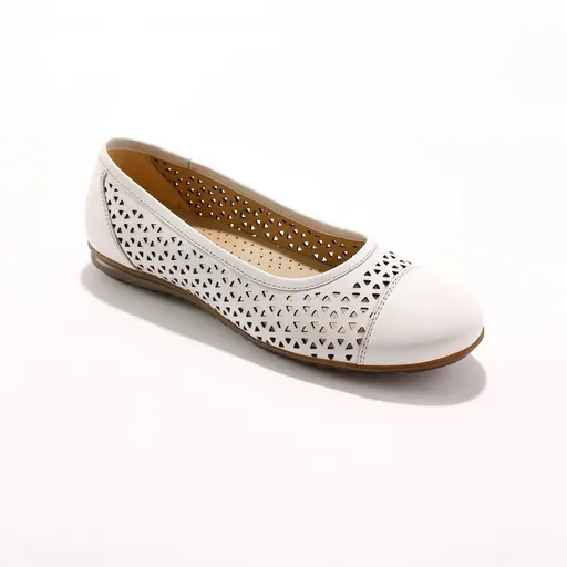 Balerini perforați din piele