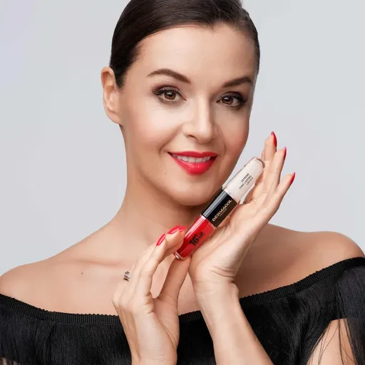 Dermacol 16H Lip Colour ruj rezistent si luciu de buze. culoare 23 Mocha Brown 2x4 ml