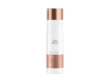 Wella Professionals Șampon intensiv regenerant pentru părul deteriorat Fusion (Intense Repair Shampoo) 250 ml