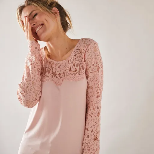 Tricou cu mâneci lungi din dantelă și decolteu rotund