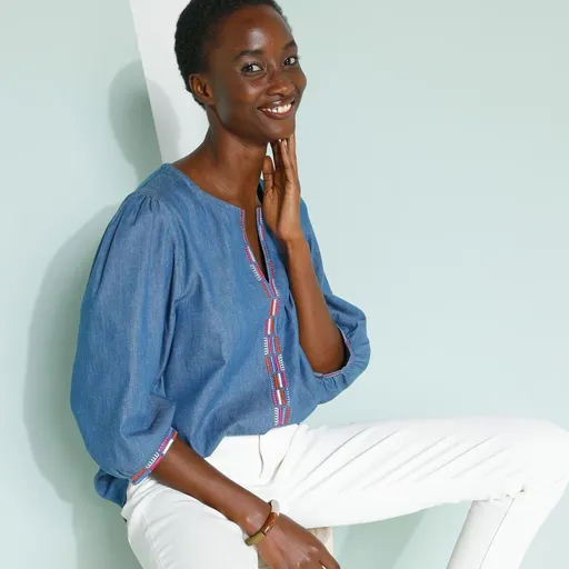 Bluză din denim brodată, cu mâneci 3/4