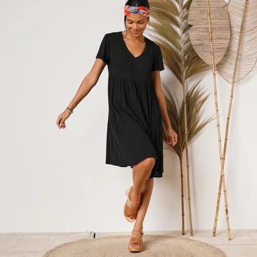 Rochie monocromă scurtă Crepon cu decolteu în V