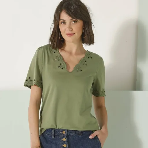 Tricou cu broderie azura