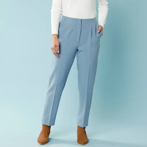 Pantaloni țigară uni, pentru o siluetă mai mică