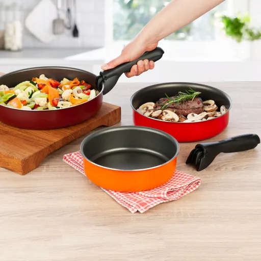 Tigăi de aluminiu Basilico