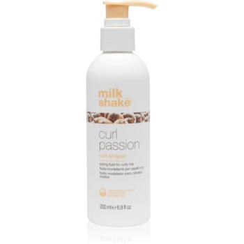 Milk Shake Curl Passion produs de styling pentru păr creț 200 ml