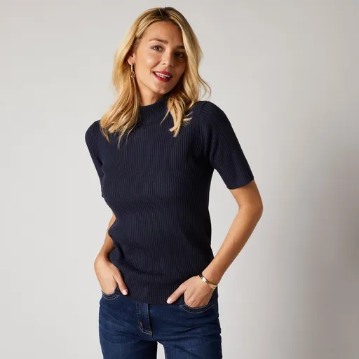 Pulover cu mâneci scurte și guler ridicat, cu nervuri