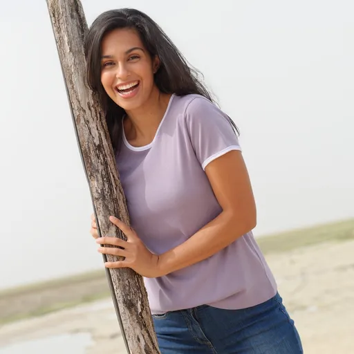 Tricou în două tonuri cu mâneci scurte