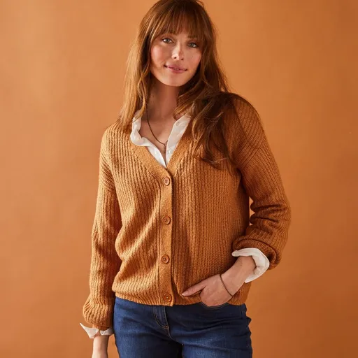 Pulover cu nasturi largi, cu atingere de mohair