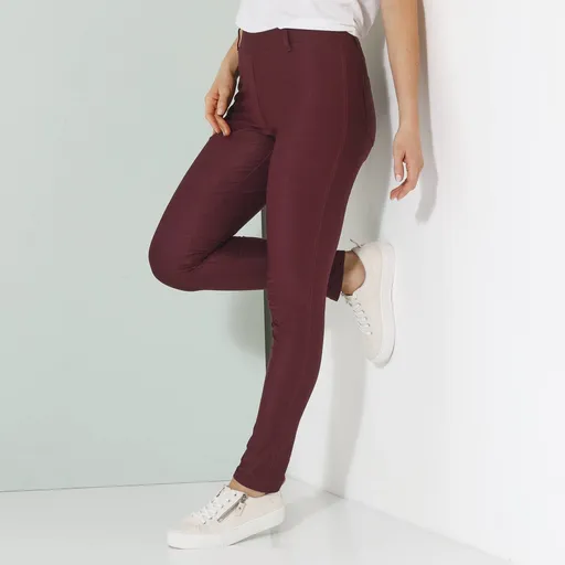 Pantaloni confortabili cu talie elastică