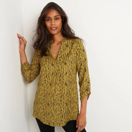 Bluză lungă din crep cu imprimeu grafic