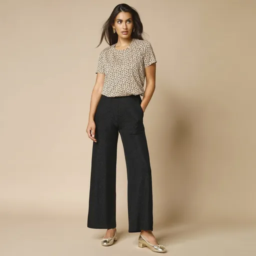 Pantaloni largi din țesătură tricotată lucioasă