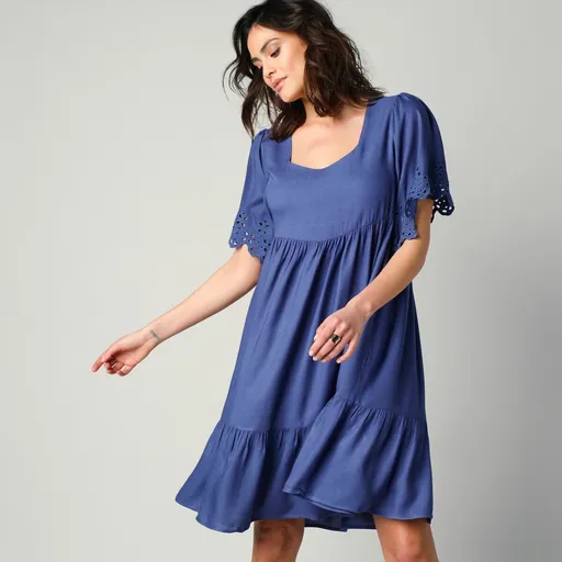 Rochie cu broderie englezească