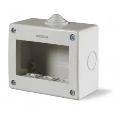 Carcasa 3 module IP40 Scame Evolution 136.4123