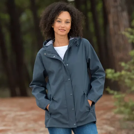 Jachetă impermeabilă cu glugă