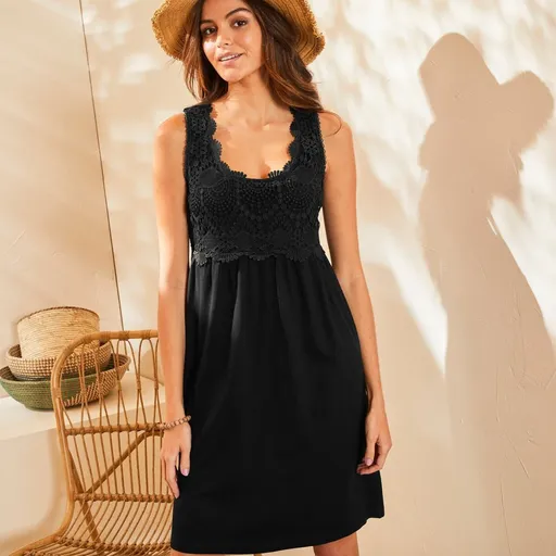 Rochie cu macramé