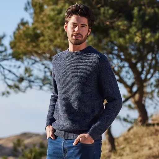 Pulover cu guler rotund, tricotat fin cu 30% lână