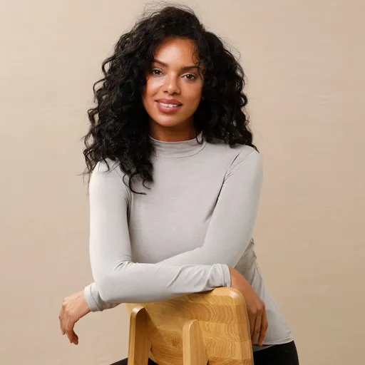 Tricou cald cu mâneci lungi și guler înalt