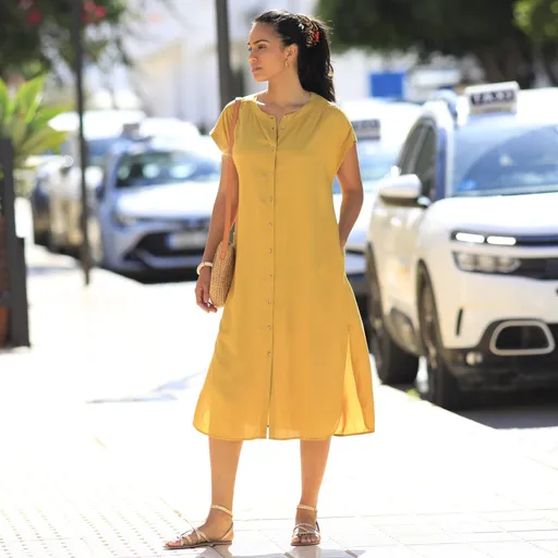 Rochie midi de culoare solidă cu nasturi