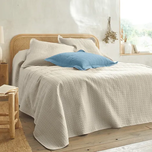 Cuvertură matlasată cu model geometric, microfibră