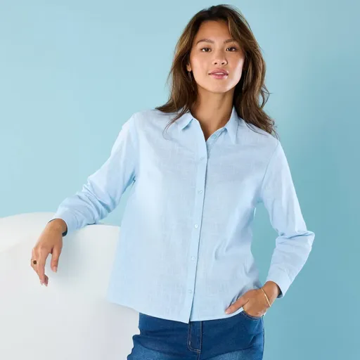 Cămașă din bumbac pentru o siluetă mai mică