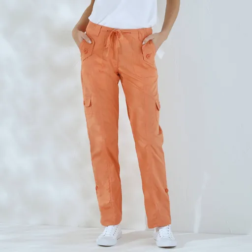 Pantaloni drepți cu buzunare și picioare evazate, pânză