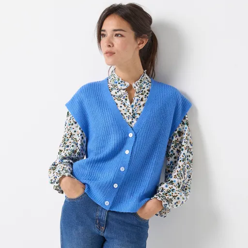 Vestă cu nasturi și model simplu