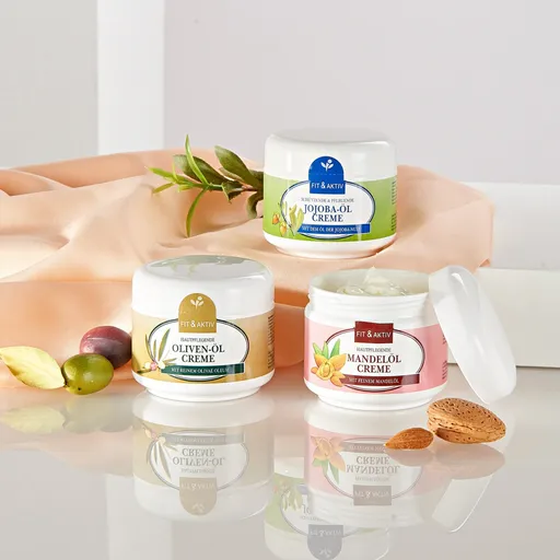 Set de 3 produse de îngrijire facială "Fit & active