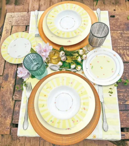 Serviciu de masa 18 piese, Brandani, Polline Yellow, portelan New Bone China
