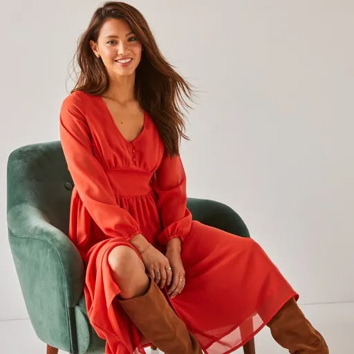 Rochie evazată de culoare solidă pentru silueta mică