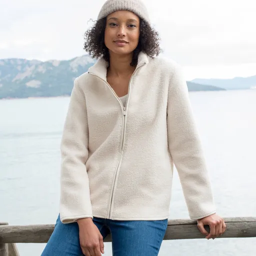 Hanorac cu fermoar și cataramă