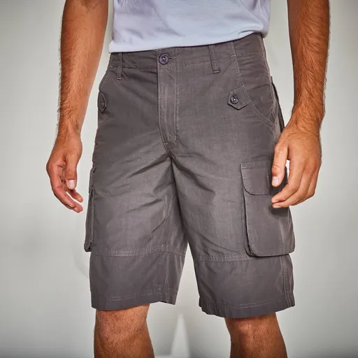 Bermude cu multe buzunare