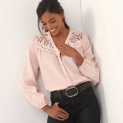 Bluză tip cămașă cu macrame