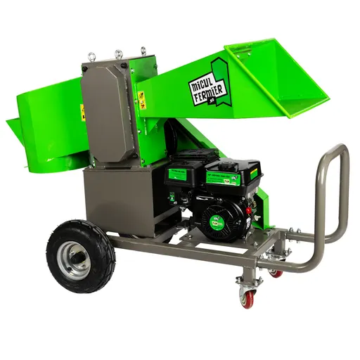 Tocator de crengi cu motor pe benzina, 7CP, 80mm diametru maxim de taiere, pentru brichete