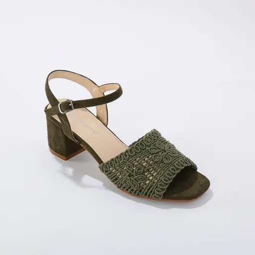 Sandale cu toc din macrame