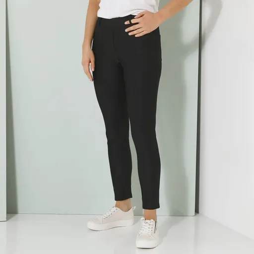 Pantaloni confortabili cu talie elastică