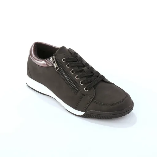 Teniși cu șireturi și talpă joasă