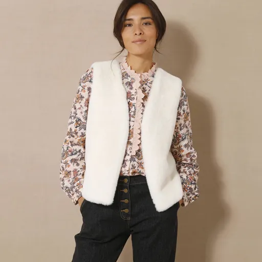 Vestă din blană artificială