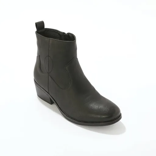 Cizme occidentale cu vârf coborât