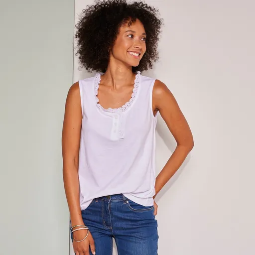 Top cu nasturi și broderie englezească, culoare uni