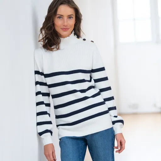 Pulover cu dungi și guler cu guler înalt